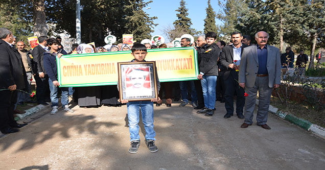 necmettin-buyukkaya-mezari-basinda-anildi-2 (2)