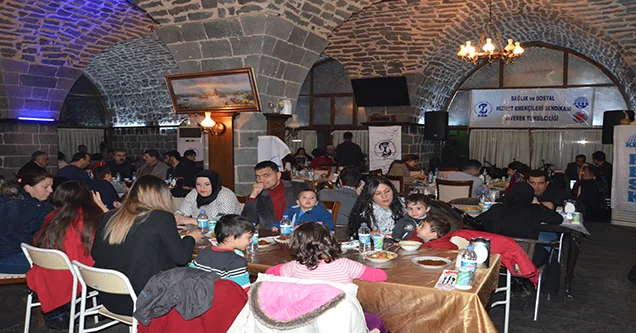 Siverek SES üyeleri yemekte bir araya geldi