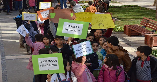 Siverekli çocuklar temiz bir çevre için yürüdü