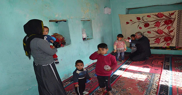 Siverek’teki Suriyeli ailelere gıda ve barınma yardımı