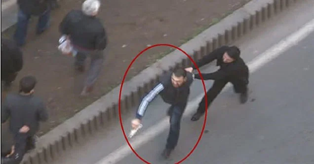 Yol verme kavgasında silahlar konuştu!