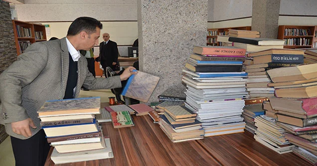 Kırsal ve Merkez Okullara 4 Bin Kitap Bağışlandı