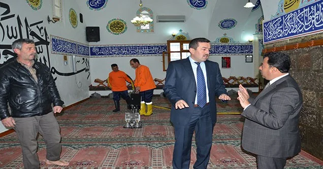 Belediye Camilerde Genel Temizlik Çalışması Başlattı