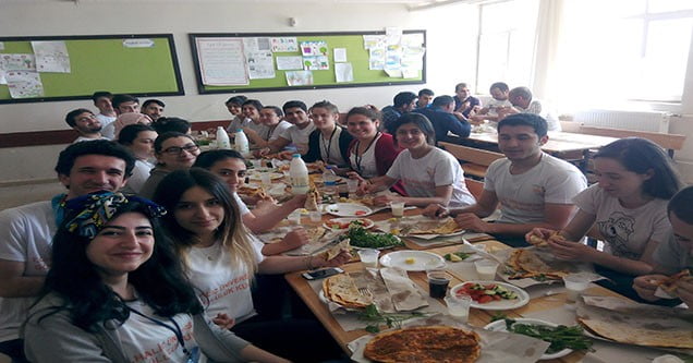 halic-universitesinden-sivereke-kardeslik-eli (2)