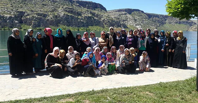 Kuran Kursu Öğrencilerine Turistik Gezi Turu