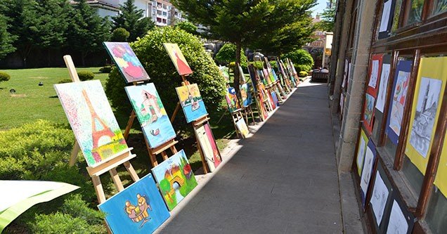 yoksul-ogrencilere-yararina-resim-sergisi (3)