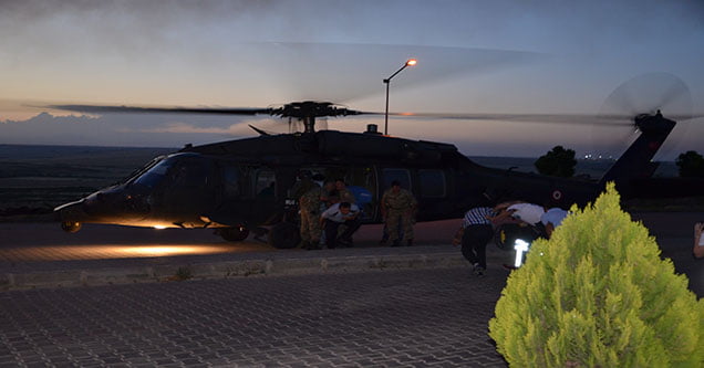 asker-tasiyan-midibus-kaza-yapti-1-sehit-cok-sayida-yarali (12)