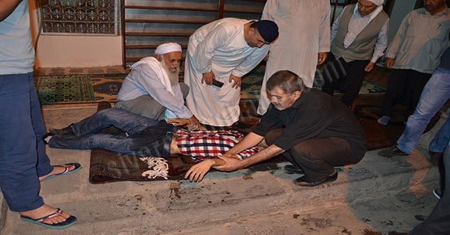 siverekte-sakal-i-serif-ziyarete-acildi (7)