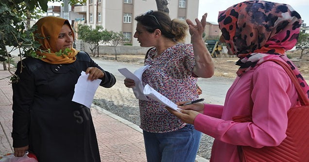 Kapı kapı dolaşıp kursiyer arıyorlar