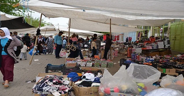 Hırsızlar semt pazarına dadandı!