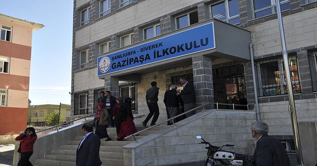 siverekte-oy-verme-islemi-basladi (4)