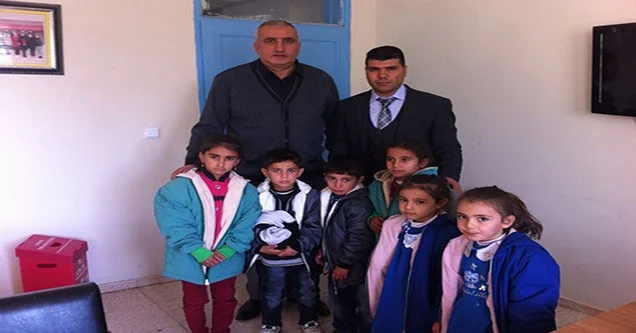 Ticaret odasından öğrencilere mont yardımı