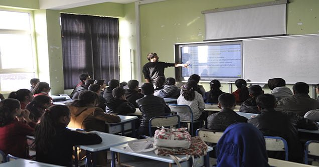 siverek-sehit-metin-gencdal-ortaokulu-ornek-okul-olma-yolunda (2)