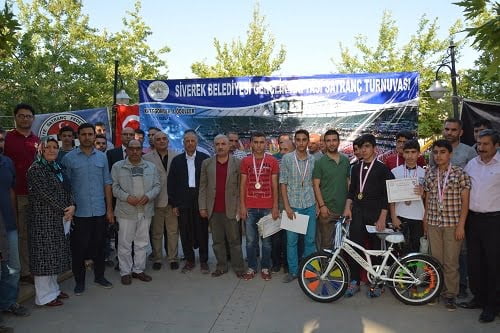 Siverek Belediyesi Satranç Turnuvası ödülleri verildi