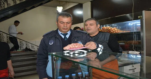 Siverek’te lokanta ve dönerciler denetlendi