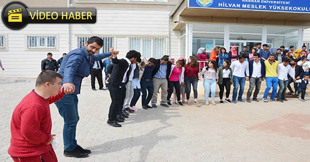 Down Sendromlu Çocuklar Hilvan MYO’da Halay Başı Oldu