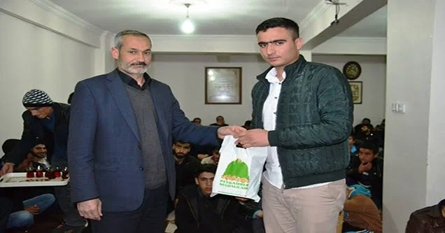Siyer sınavında dereceye girenlere ödülleri verildi