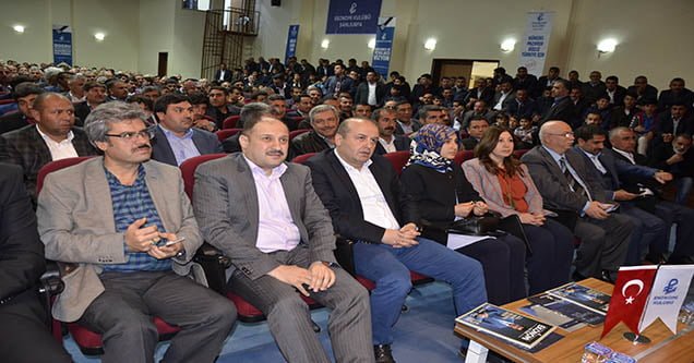 Siverek’te ‘Yeni Türkiye Ekseninde Ortadoğu’ Semineri
