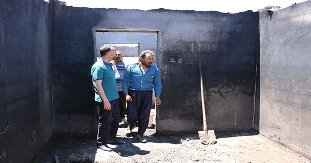 Evi yanan 6 kişilik aileye belediye sahip çıktı