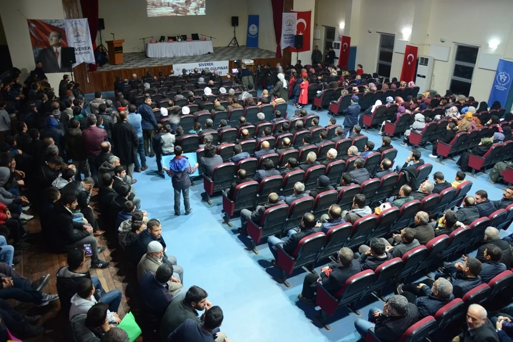 “Ümmetin Onuru Kudüs” Konulu konferans düzenlendi