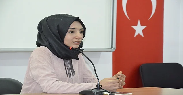 Lise öğrencisi şiir kitabı çıkardı