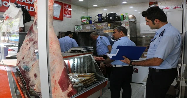 Zabıta ekipleri kasapları denetledi