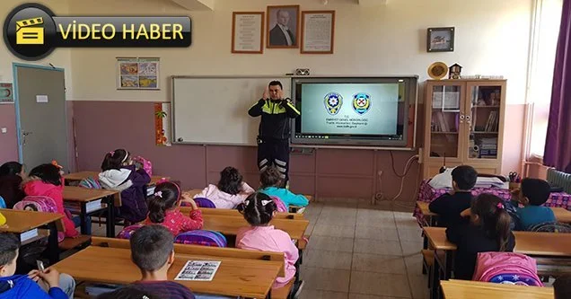 Minik öğrencilere trafik eğitimi verildi