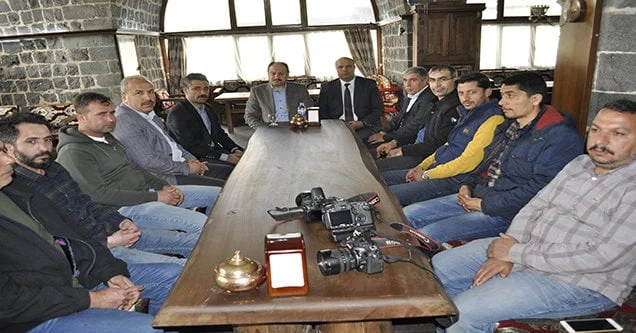 Gülpınar, basın mensuplarıyla bir araya geldi