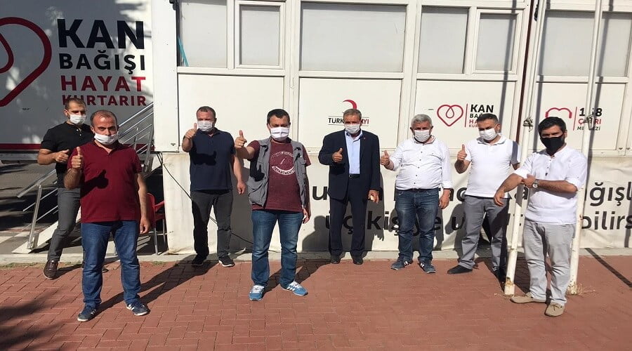 Yeniden Refah Partisinden Kızılay’a kan desteği