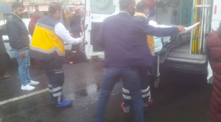 Otomobilin çarptığı kadın yaralandı!