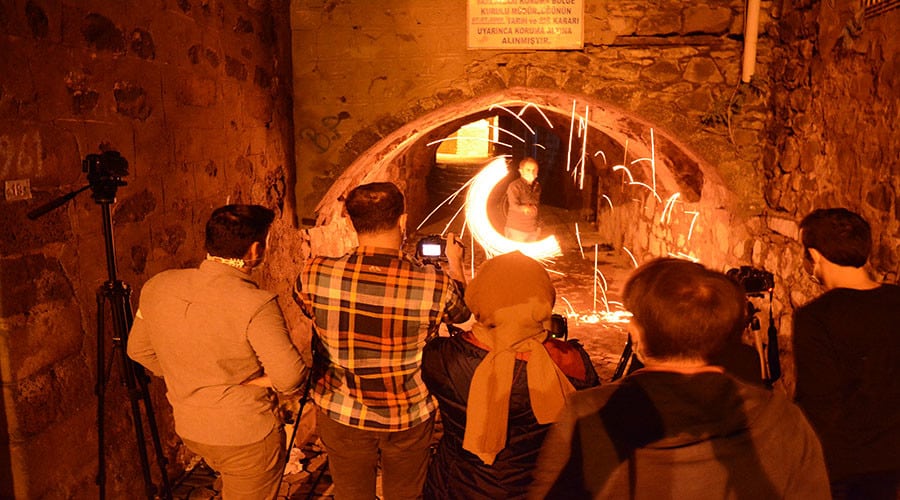 Tarihi mekanları ‘ışıkla boyama’ tekniğiyle fotoğrafladılar