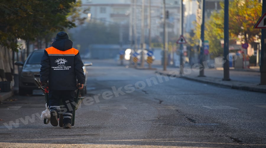 Siverek’te cadde ve sokaklar boş kaldı