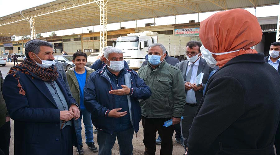 Başkan Ayşe Çakmak buğday pazarı esnaflarını dinledi