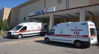 Otomobil şarampole devrildi: 1 ölü 3 yaralı