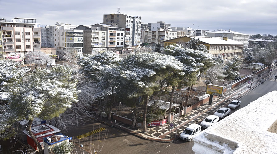Gece saatlerinde kar yağışı etkili oldu