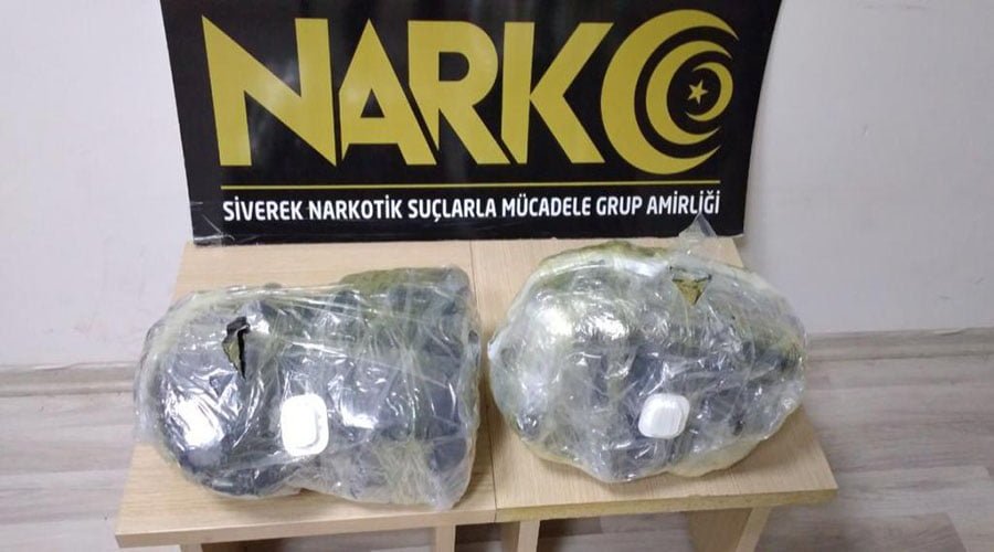 Yolcu otobüsünde esrar ele geçirildi!