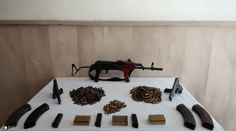 Droneli operasyonda silah ve mühimmat ele geçirildi!