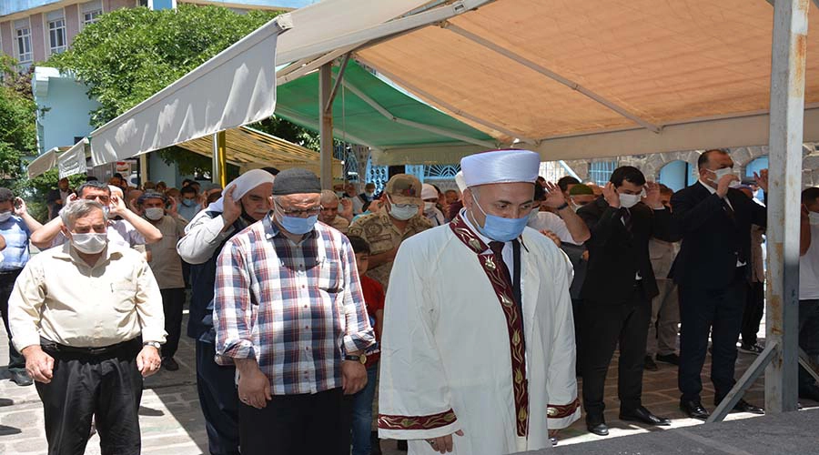 Siverek Kaymakamı Ongu için gıyabi cenaze namazı kılındı