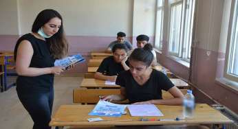 Üniversite adaylarına gerçeği aratmayan TYT-YKS sınavı