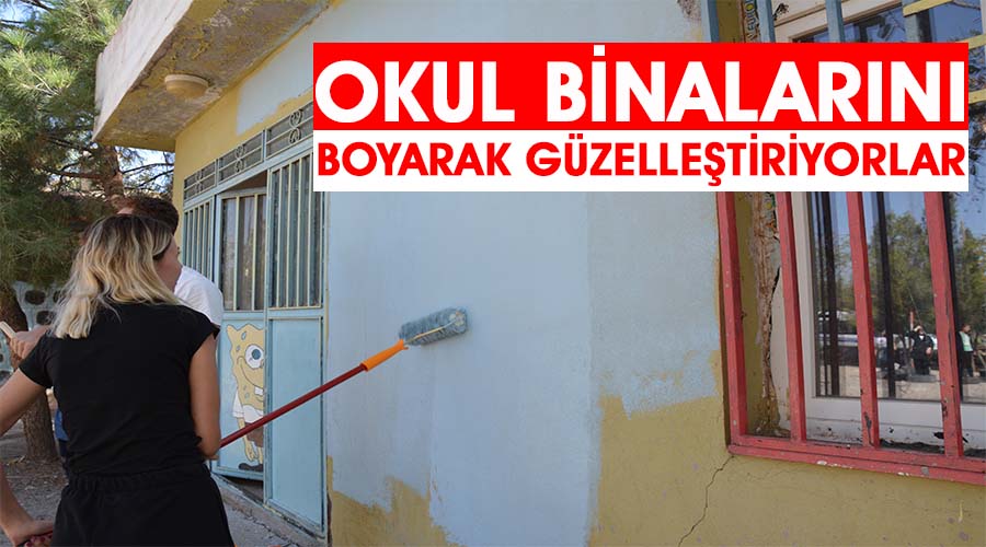 Köy okullarını boyayarak güzelleştiriyorlar