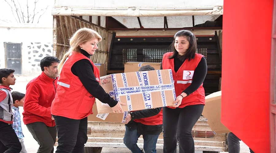 Köy okulu öğrencileri için bilişim sınıfı kuruldu