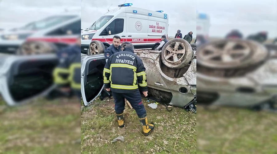 Şarampole devrilen otomobilde 9 kişi yaralandı!