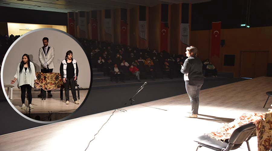 Madde bağımlılığına tiyatroyla dikkat çekildi