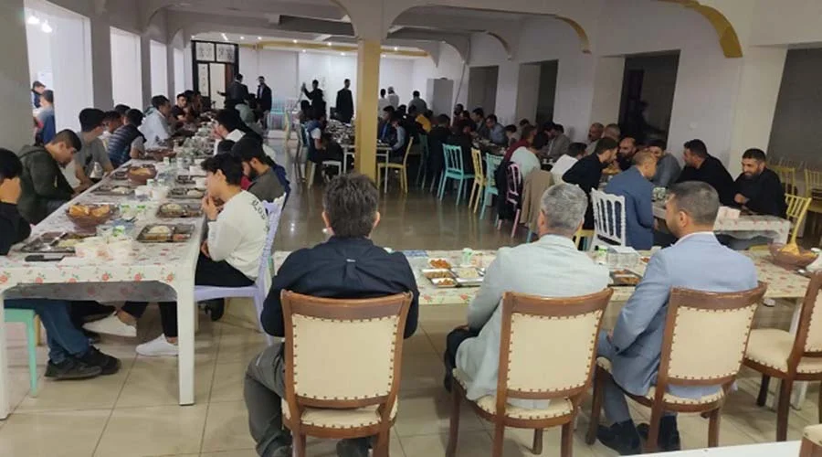 Siverek Önder İmam Hatipliler Derneği’nden iftar yemeği