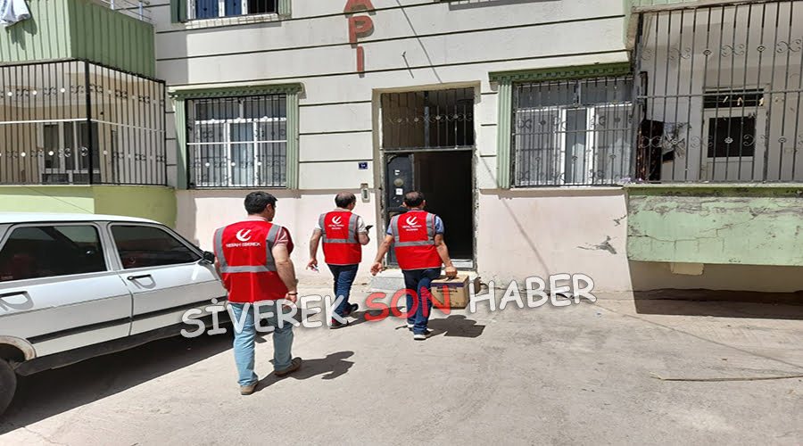 Yeniden Refah Partisi Siverek’te ailelere kumanya dağıttı