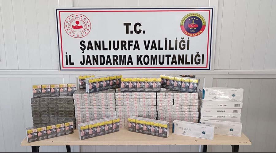 Park halindeki araçta gümrük kaçağı sigara ele geçirildi