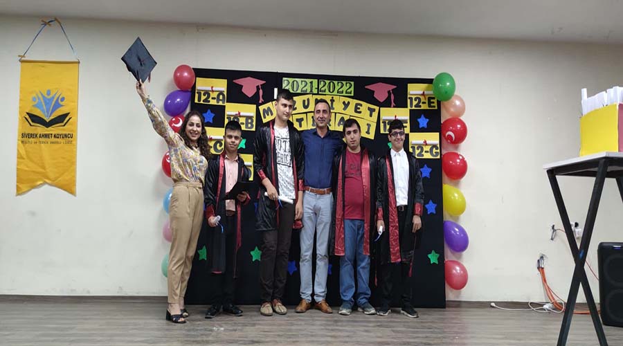 Ahmet Koyuncu Mesleki ve Teknik Anadolu Lisesi ilk mezunlarını verdi
