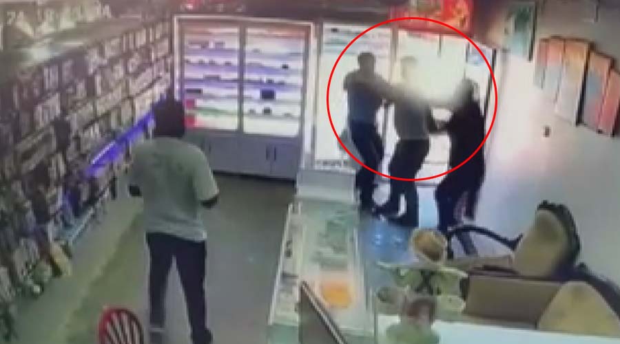 Satır ve sopalı saldırıya uğrayan kişi yaralandı