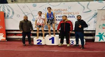 Öğrenciler Muaythai branşında Siverek’e 3 madalya kazandırdı