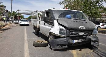 Otomobil ile pikapın çarpışması sonucu 2 kişi yaralandı